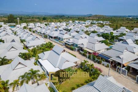 วิลล่า 3 ห้องนอนในโครงการเอ็มเมอรัลด์ ซีนเนอรี่ หัวหิน