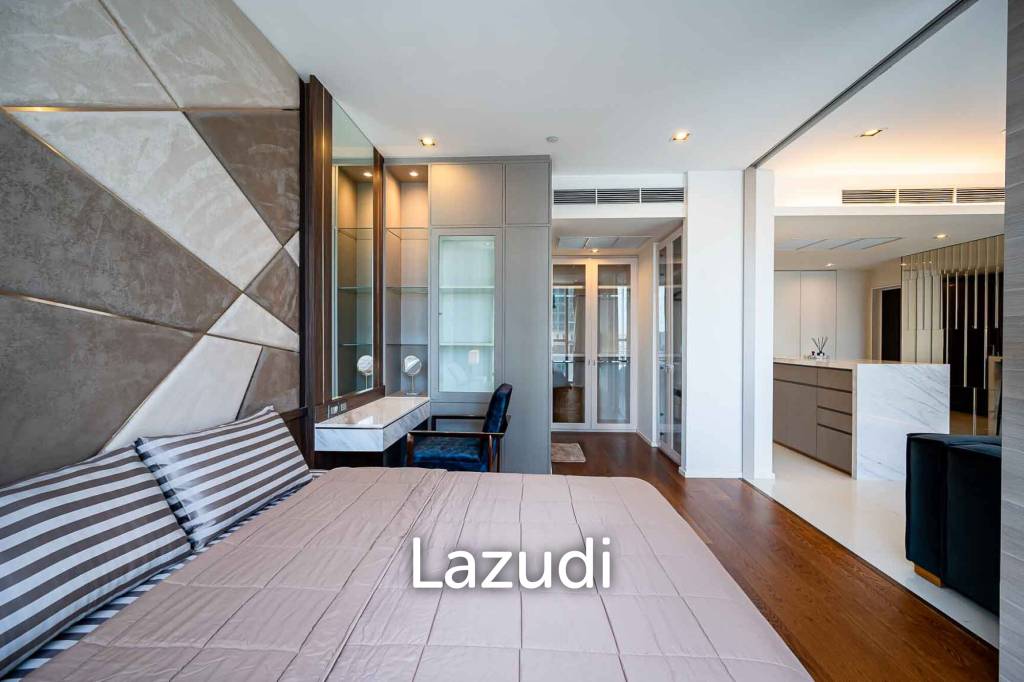 1 Bed 1 Bath 61.6 Sq.m The Bangkok Sathorn
