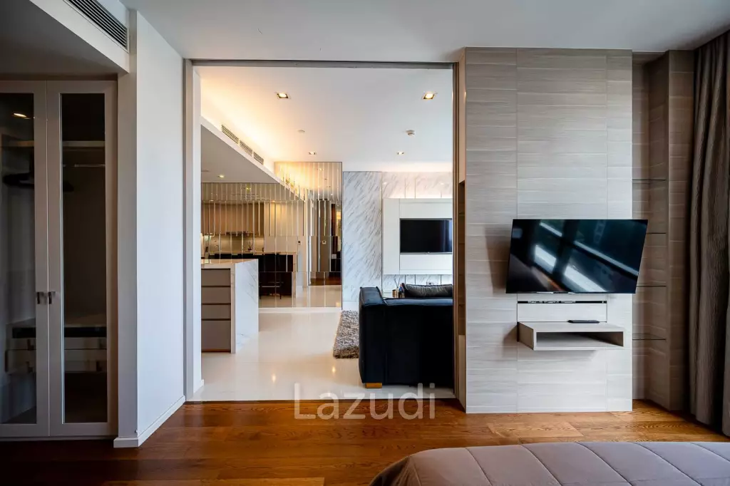 1 Bed 1 Bath 61.6 Sq.m The Bangkok Sathorn