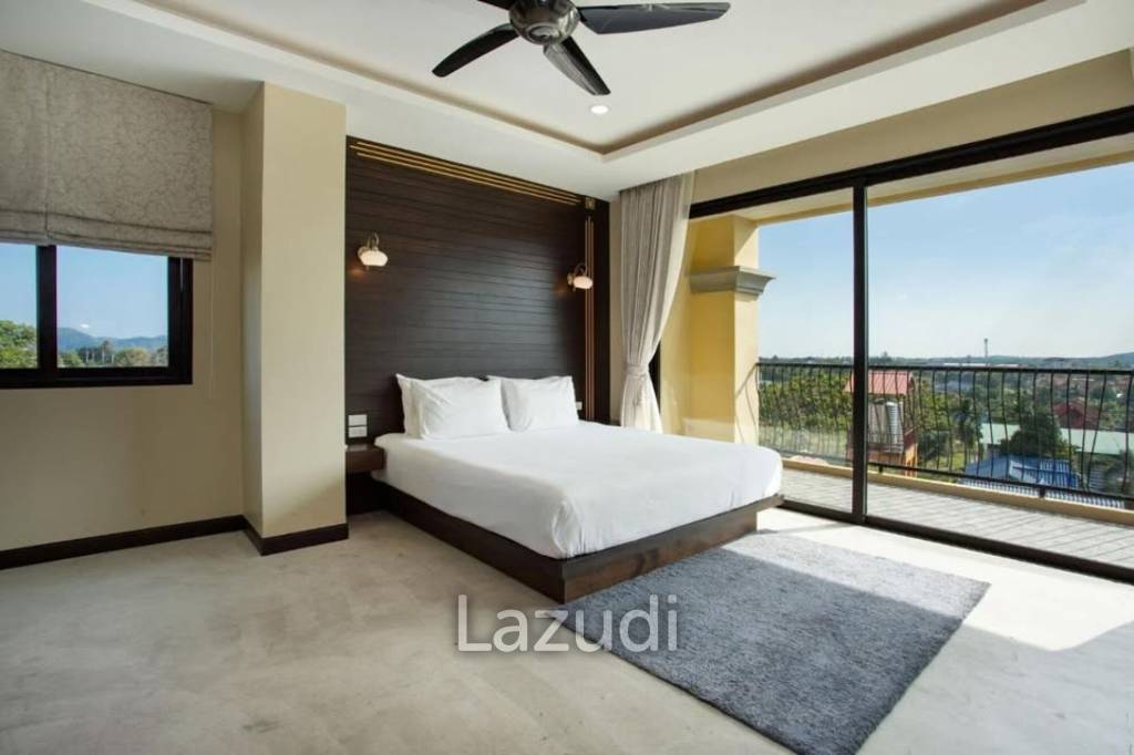 15 Bedroom Property with Stunning Panoramic Views of Chalong Bay