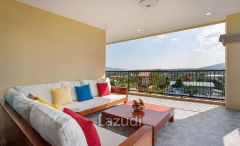 15 Bedroom Property with Stunning Panoramic Views of Chalong Bay
