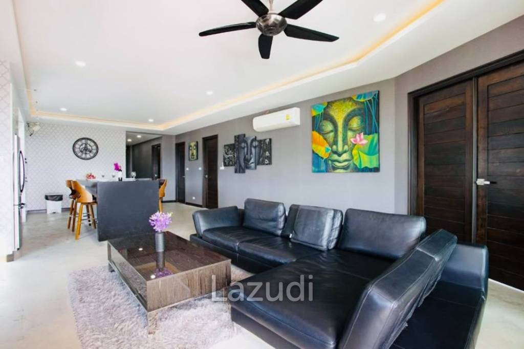 15 Bedroom Property with Stunning Panoramic Views of Chalong Bay