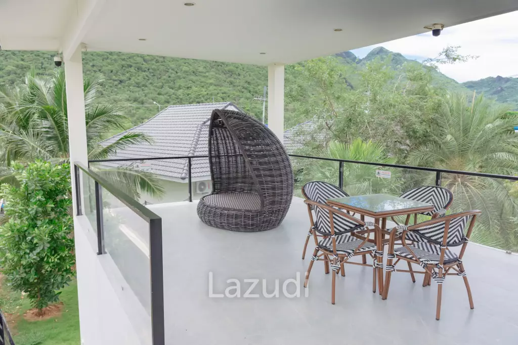 Great Value Pool villa in  1.5 Rai land near Samroiyot Beach