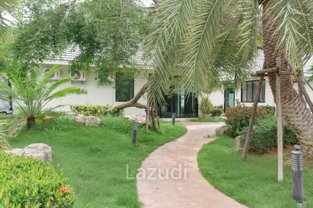 Great Value Pool villa in  1.5 Rai land near Samroiyot Beach