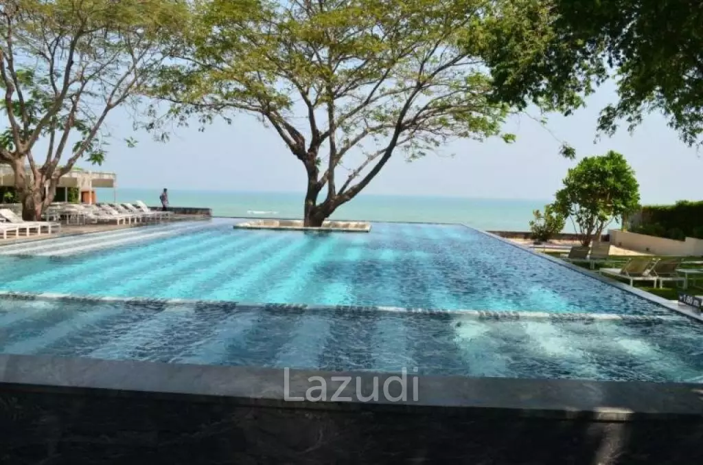 Baan San Kraam: Modern 1 Bedroom Condo with Pool View For Sale