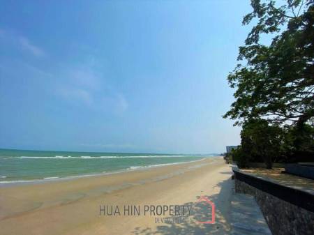 Baan San Kraam: Modern 1 Bedroom Condo with Pool View For Sale
