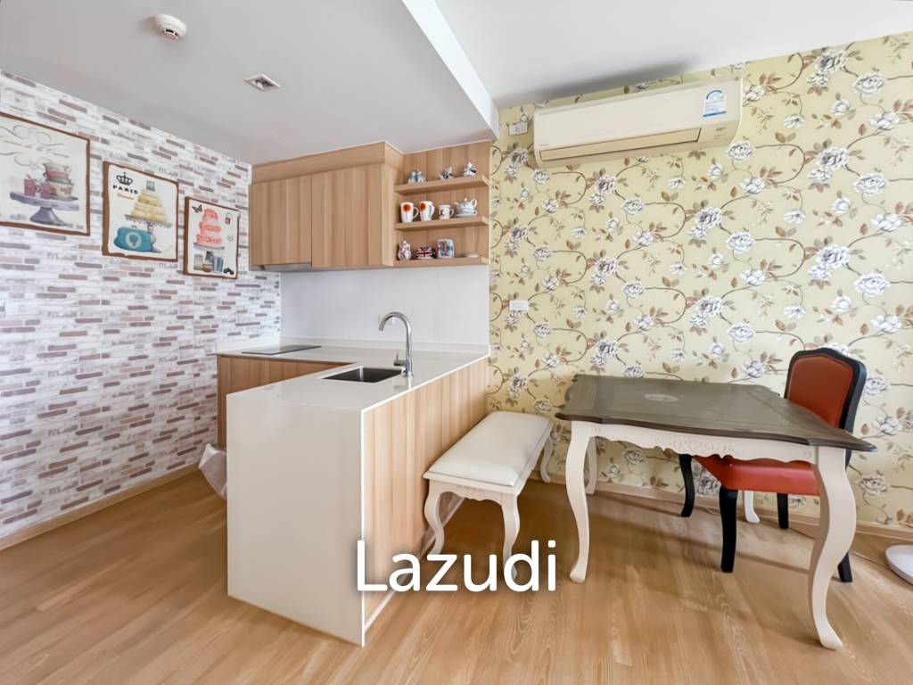 Baan San Kraam: Modern 1 Bedroom Condo with Pool View For Sale