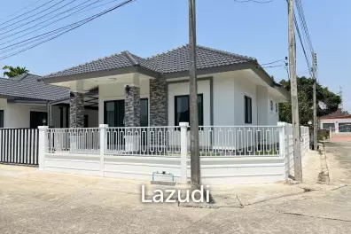ขายบ้านหลังมุม 2 ห้องนอน ชั้นเดียวในโครงการสินานี 2 ท่าสาย