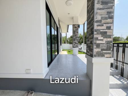 2 Beds Corner House For Sale in Sinanee 2 Tha Sai