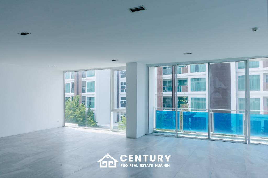 MY RESORT CONDO : 3 bed sea views