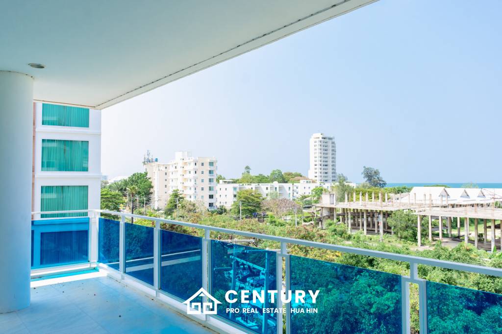 MY RESORT CONDO : 3 bed sea views