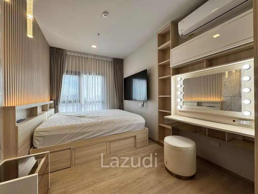 2 Bed 1 Bath 53.6 Sq.m Metris Pattanakarn