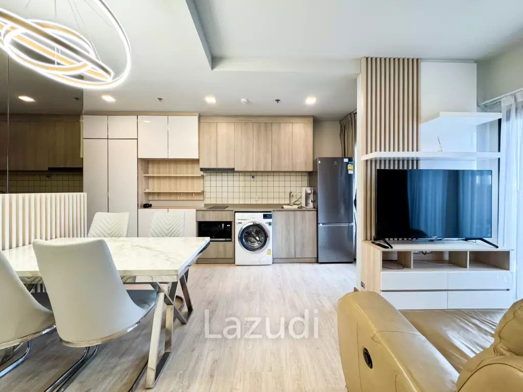 2 Bed 1 Bath 53.6 Sq.m Metris Pattanakarn
