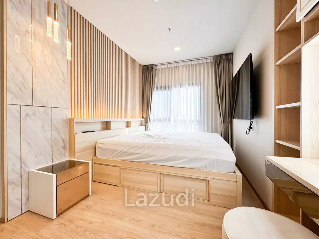 2 Bed 1 Bath 53.6 Sq.m Metris Pattanakarn