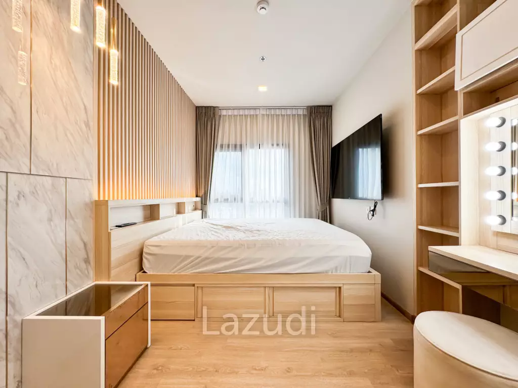 2 Bed 1 Bath 53.6 Sq.m Metris Pattanakarn
