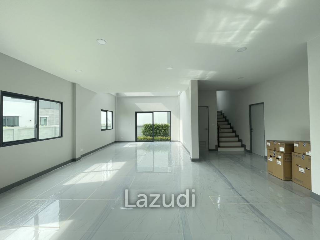The City Bangna 4 bedrooms 5 Bathrooms 90 sq.w.