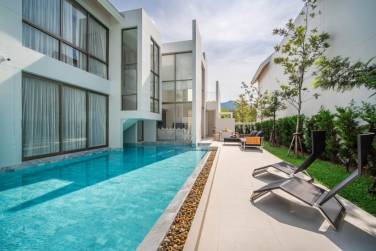 Modern 3 Bedroom Pool Pool Villa For Sale At Luxpride Phase III