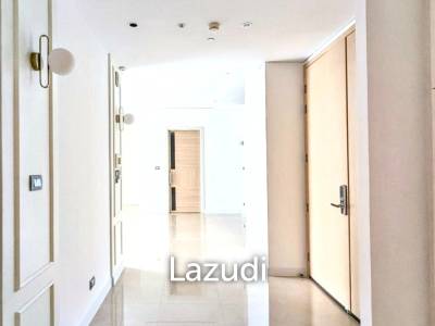 3 Bed 3 Bath 148 SQ.M Sindhorn Residence