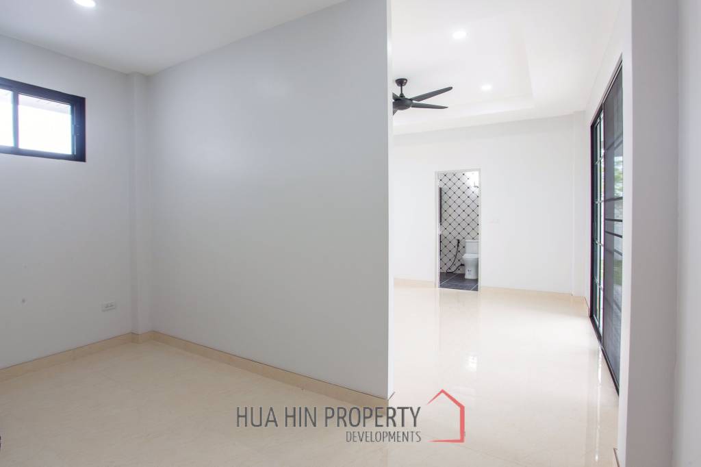 Modern 3-Bedroom Villa with Pool in Khemanatra Villa Hua Hin
