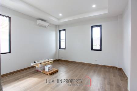 Modern 3-Bedroom Villa with Pool in Khemanatra Villa Hua Hin