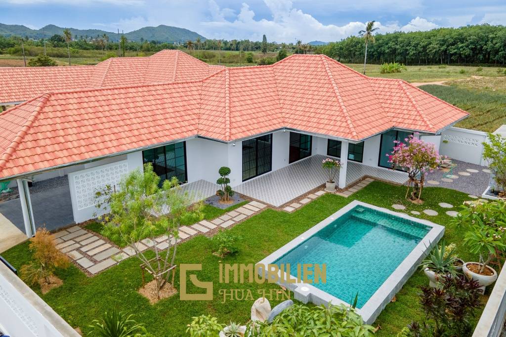 Khemanatra Villa: Villa moderne de 3 chambres avec piscine