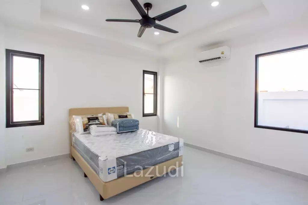Modern 3-Bedroom Villa with Pool in Khemanatra Villa Hua Hin