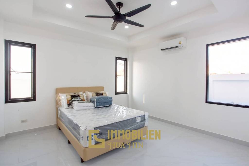 Khemanatra Villa: Современная вилла с 3 спальнями и бассейном