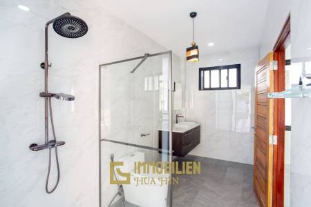 Khemanatra Villa: Современная вилла с 3 спальнями и бассейном