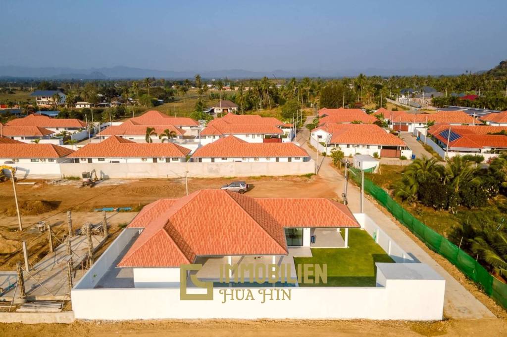 Khemanatra Villa: Современная вилла с 3 спальнями и бассейном