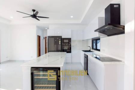 Khemanatra Villa: Современная вилла с 3 спальнями и бассейном