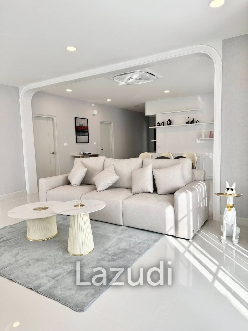 4 Bedroom 5 Bathroom 303 Sq.m Centro Bangna