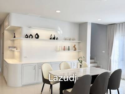 4 Bedroom 5 Bathroom 303 Sq.m Centro Bangna