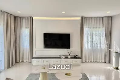 4 Bedroom 5 Bathroom 303 Sq.m Centro Bangna