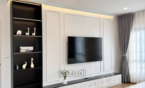 4 Bedroom 5 Bathroom 303 Sq.m Centro Bangna