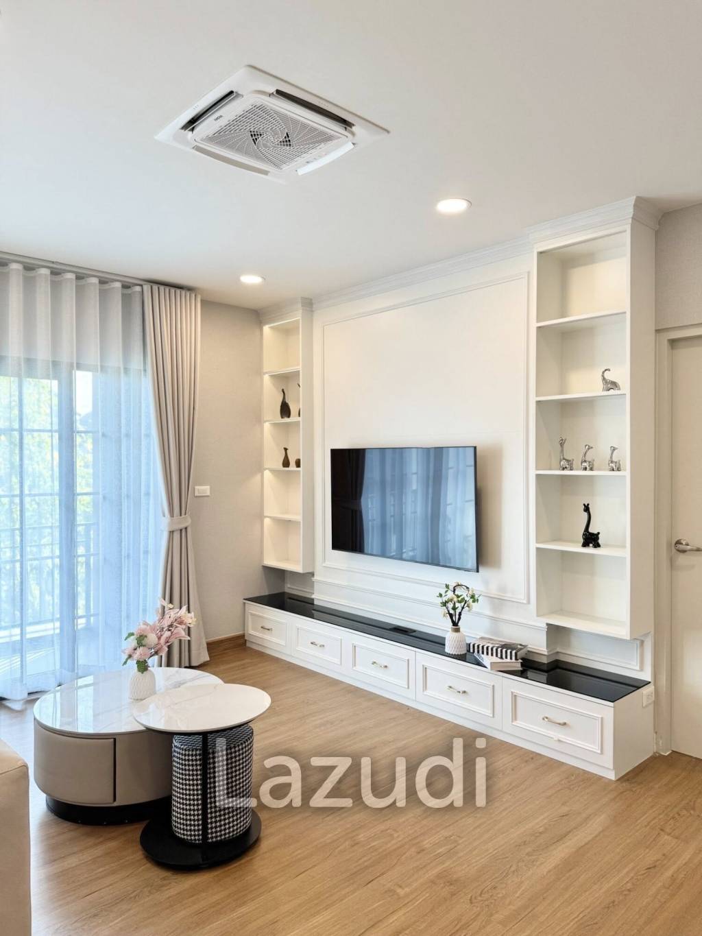 4 Bedroom 5 Bathroom 303 Sq.m Centro Bangna