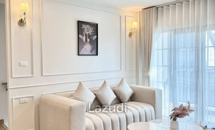 4 Bedroom 5 Bathroom 303 Sq.m Centro Bangna
