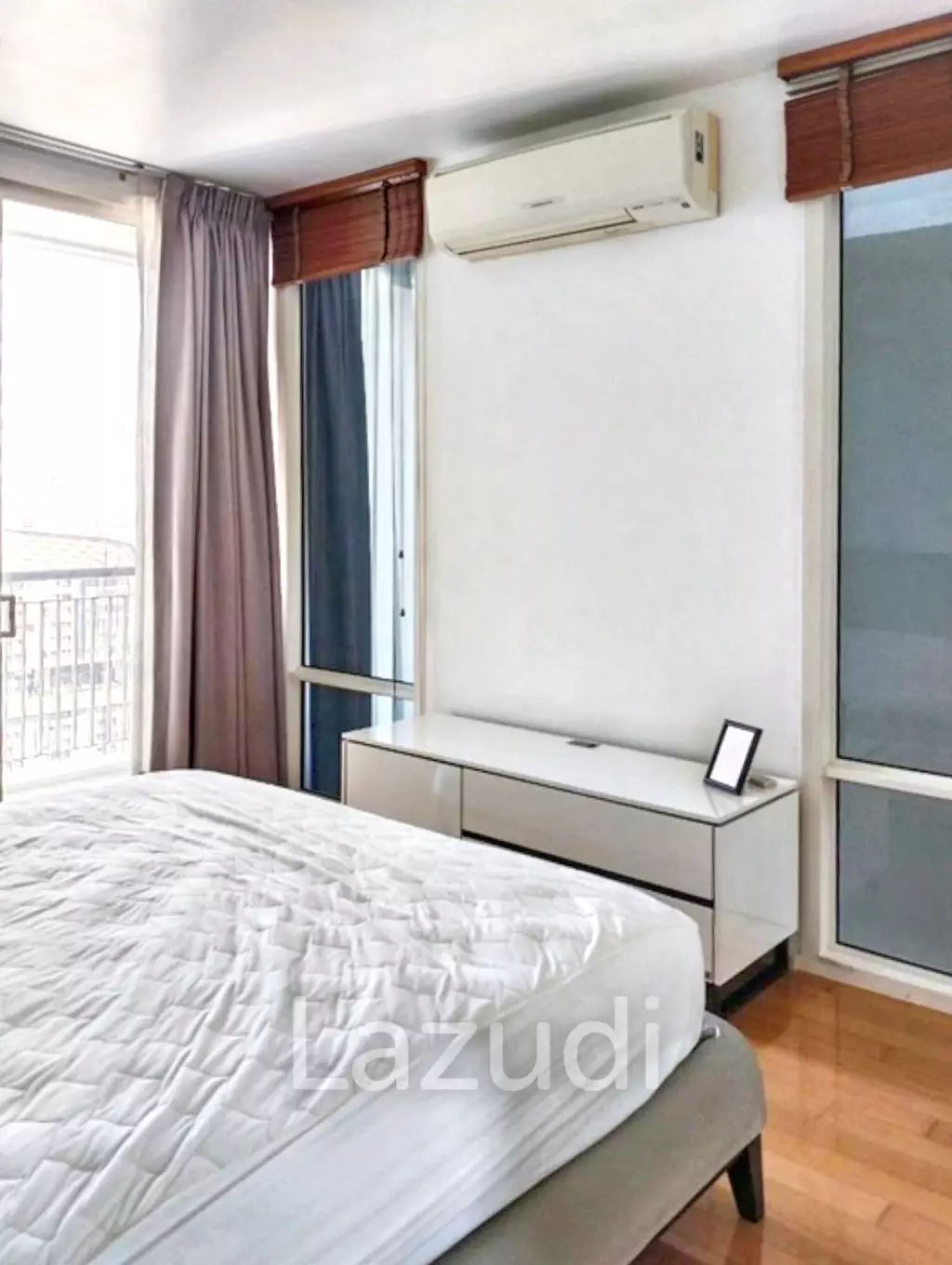 1 Bedroom 1 Bathroom 75 SQ.M Villa Rachatewi