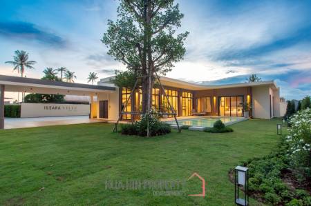 3 Bed 4 Bath 307 SQ.M Issara Ville Hua Hin