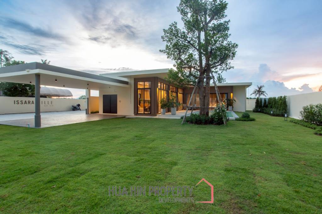 3 Bed 4 Bath 307 SQ.M Issara Ville Hua Hin