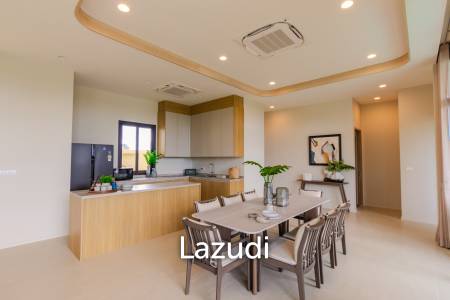 716 ตร.ม 3 เตียง 4 อาบน้ำ วิลล่า For ขาย