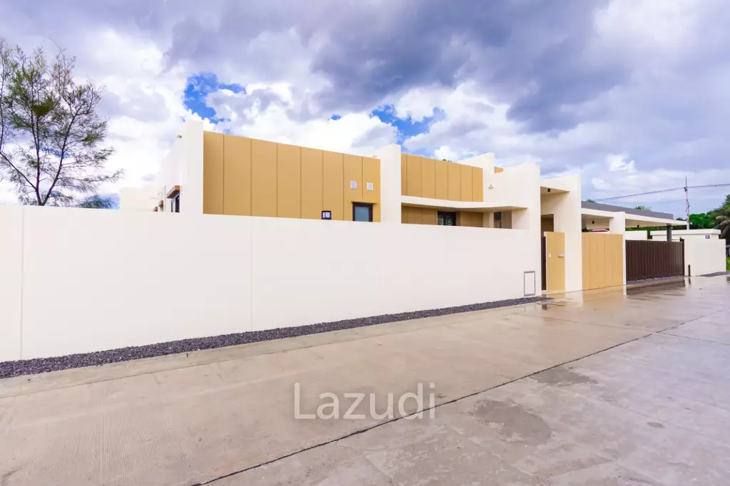 307 sqm pool villa in Thap Tai Hua Hin Issara Ville