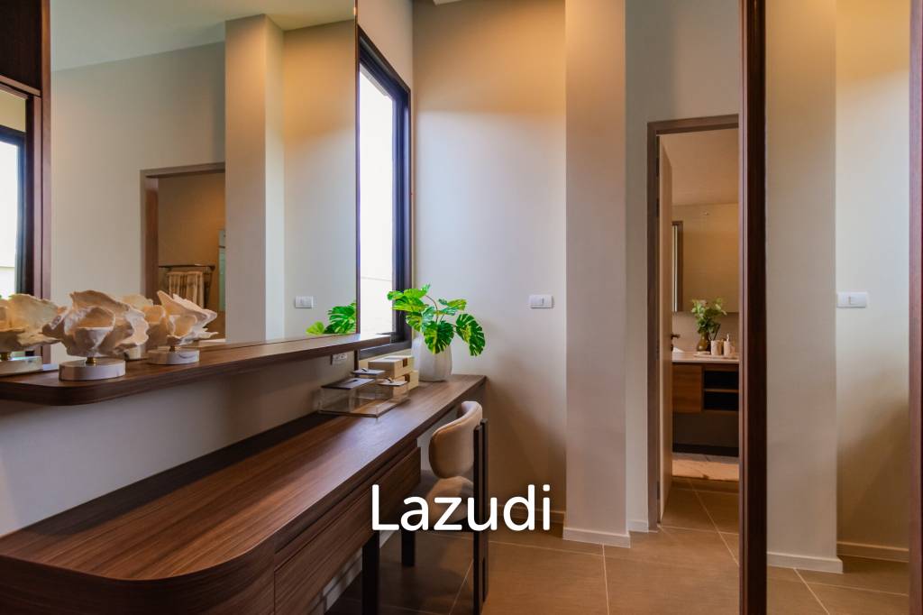 716 ตร.ม 3 เตียง 4 อาบน้ำ วิลล่า For ขาย