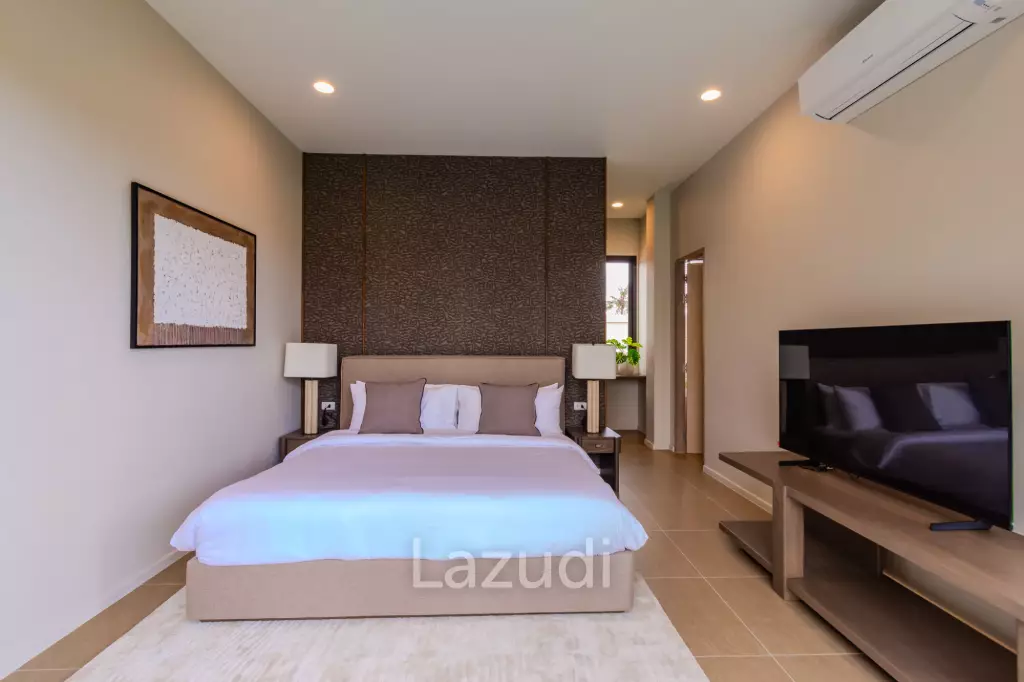 307 sqm pool villa in Thap Tai Hua Hin Issara Ville