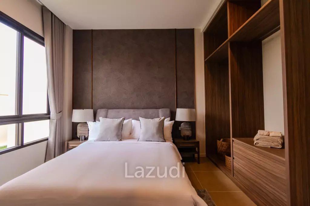 307 sqm pool villa in Thap Tai Hua Hin Issara Ville