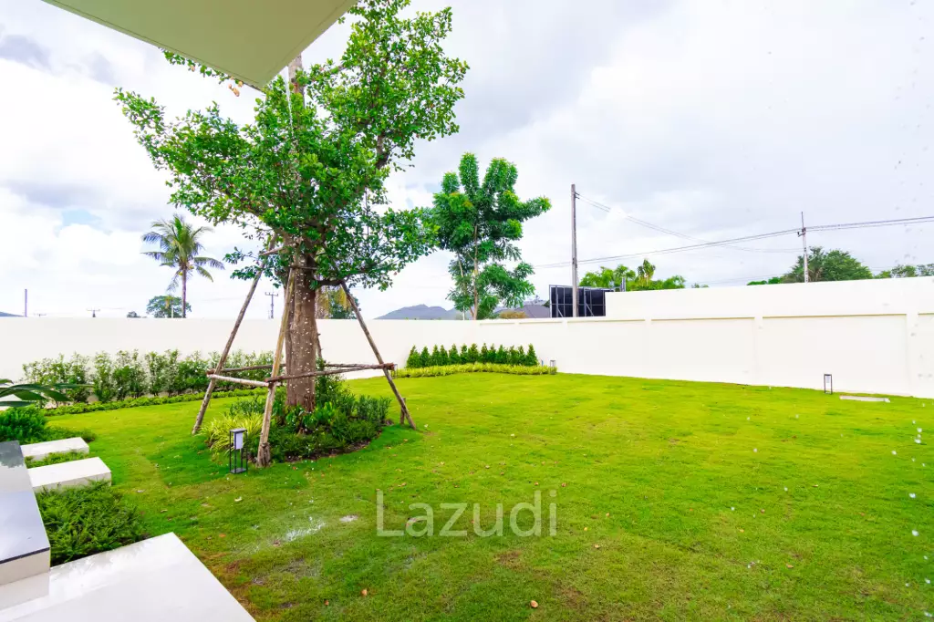 307 sqm pool villa in Thap Tai Hua Hin Issara Ville