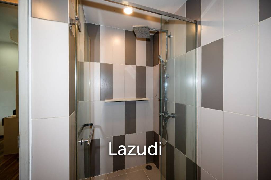 1 Bedroom 1 Bathroom 40 Sq.m Onyx Phaholyothin