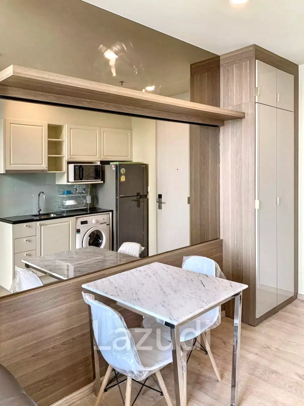 1 Bed 1 Bath 34 SQ.M Noble Recole Sukhumvit 19