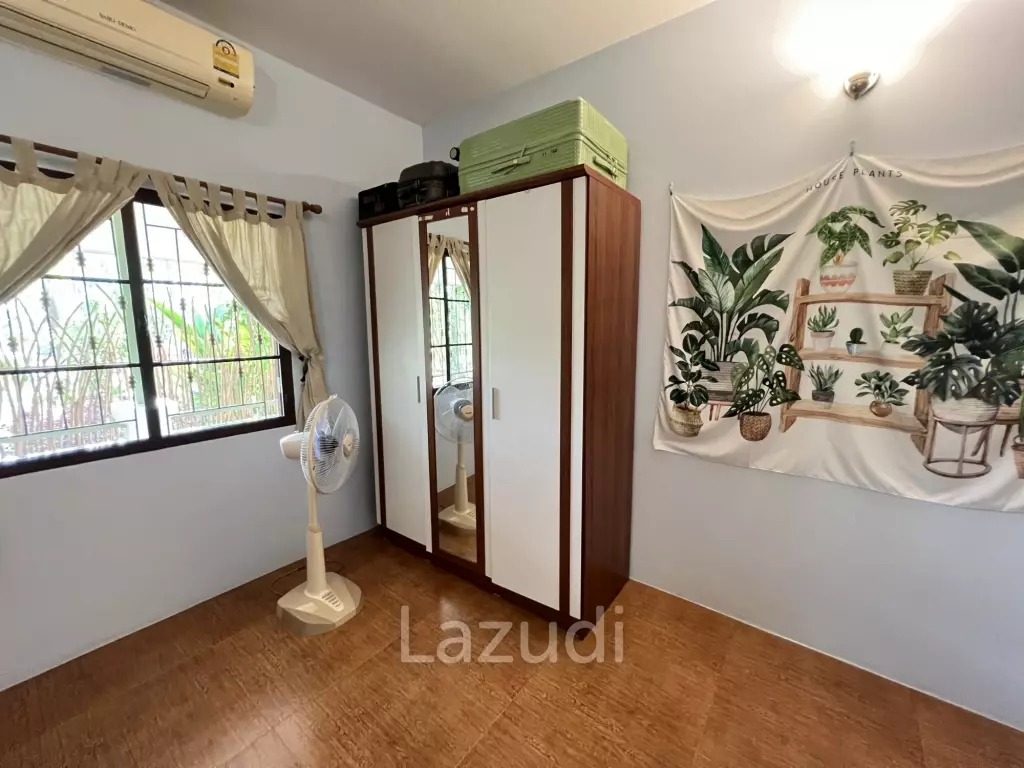 2 Bedrooms Cozy House For Sale in Stunning Garden.