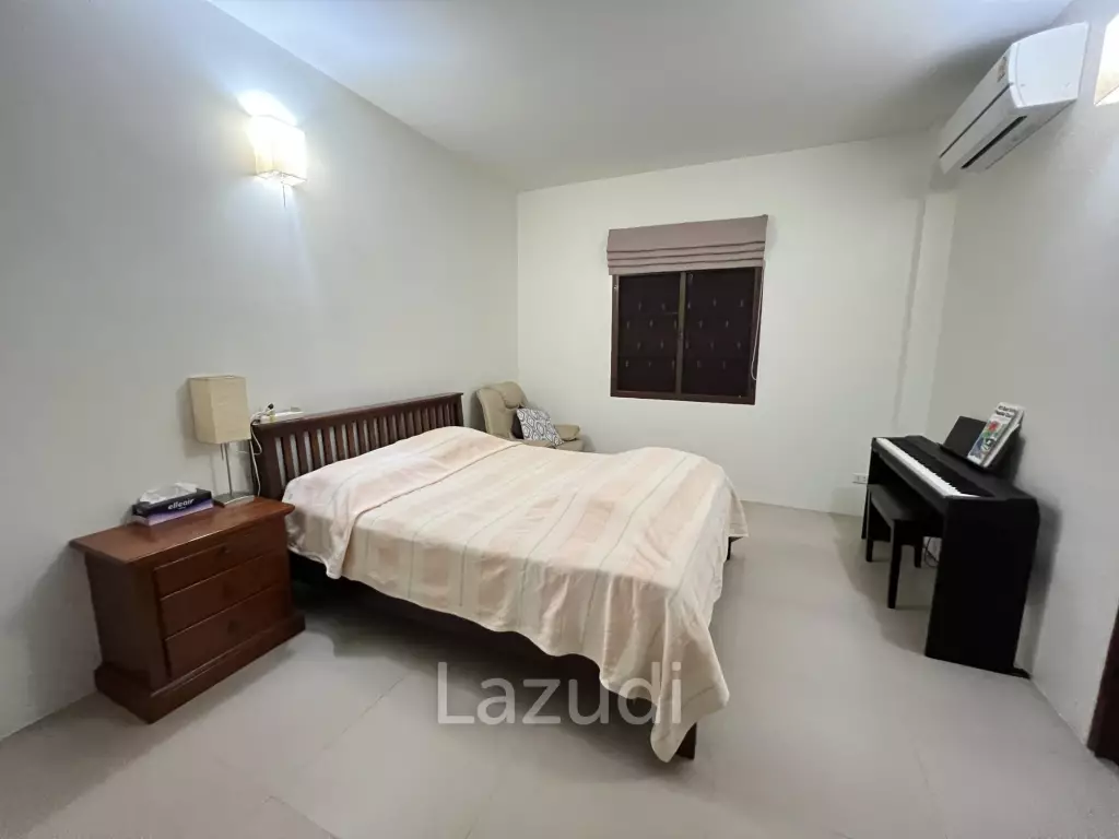 2 Bedrooms Cozy House For Sale in Stunning Garden.