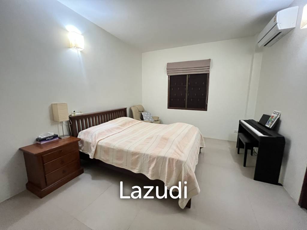 2 Bedrooms Cozy House For Sale in Stunning Garden.